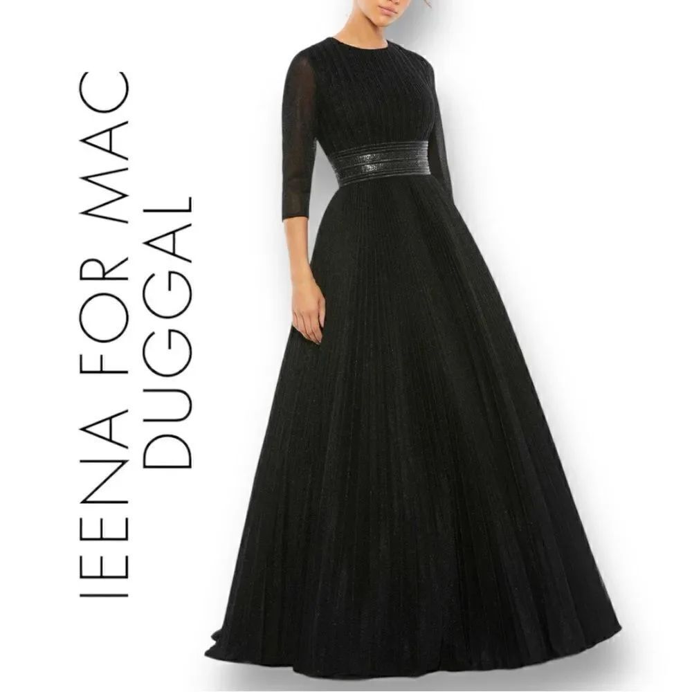 MAC DUGGAL Ieena by Mac Duggal Women’s Shimmering Pleated A-Line 3/4 Sleeve Gown